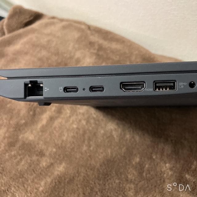 【美品】ThinkPad P16s Gen 2（CPU:Ryzen™ 7）