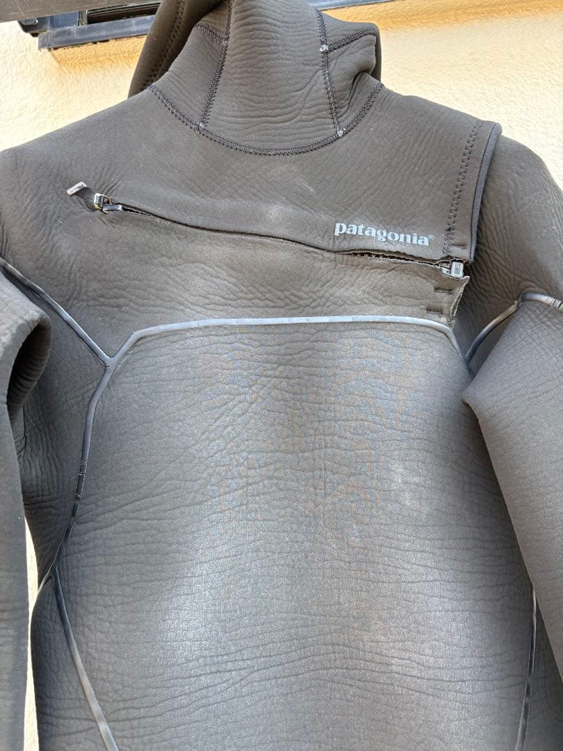 Y*i様 patagonia パタゴニア R4 フード付 ウェットスーツ　M