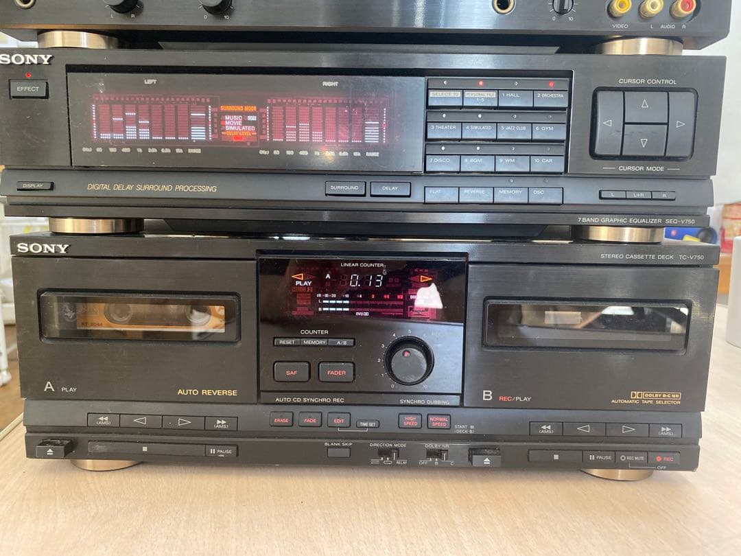 ラジオ・コンポ Sony V750