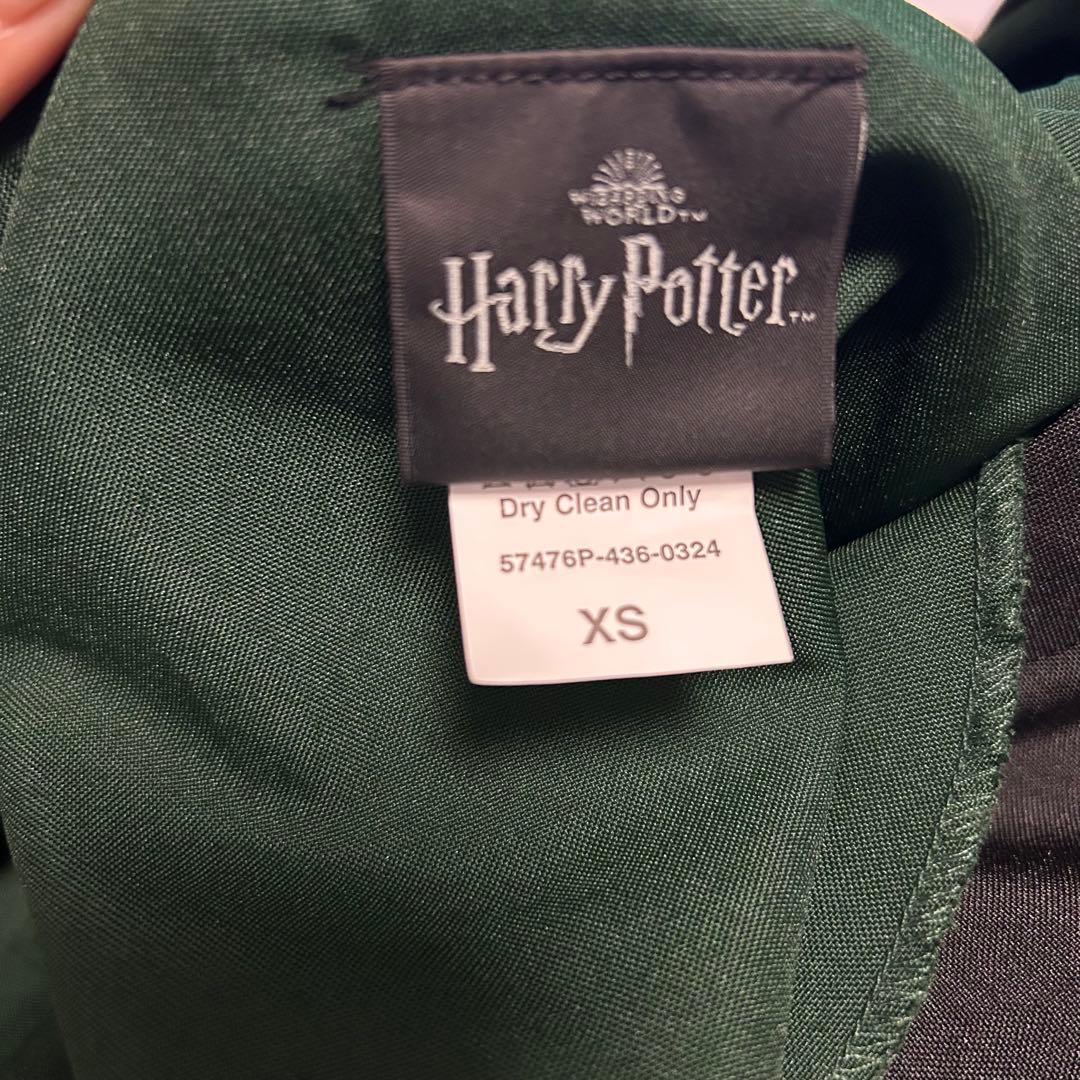 あ*ン様 【美品】【スタジオツアー公式】ハリー・ポッター ローブ XSサイズ　ス