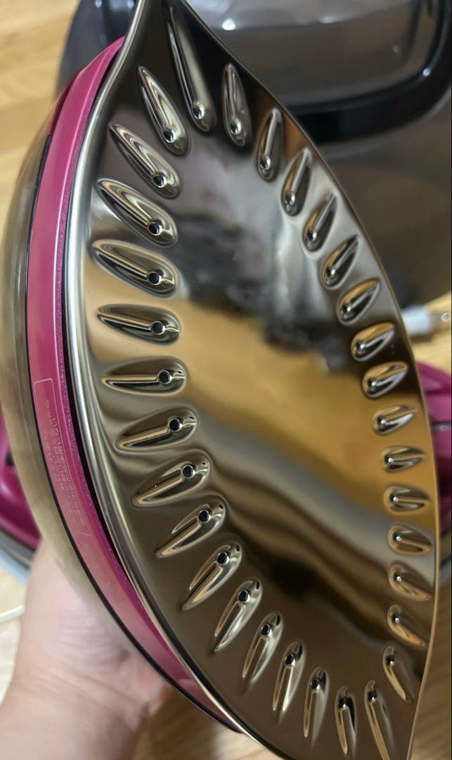 【Panasonic】コードレススチームWヘッドアイロン NI-WL706-P