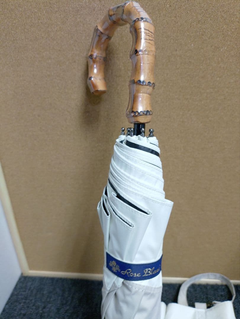 282☆ 未使用 ロサブラン 日傘 完全遮光 晴雨兼用 2段折りたたみ傘