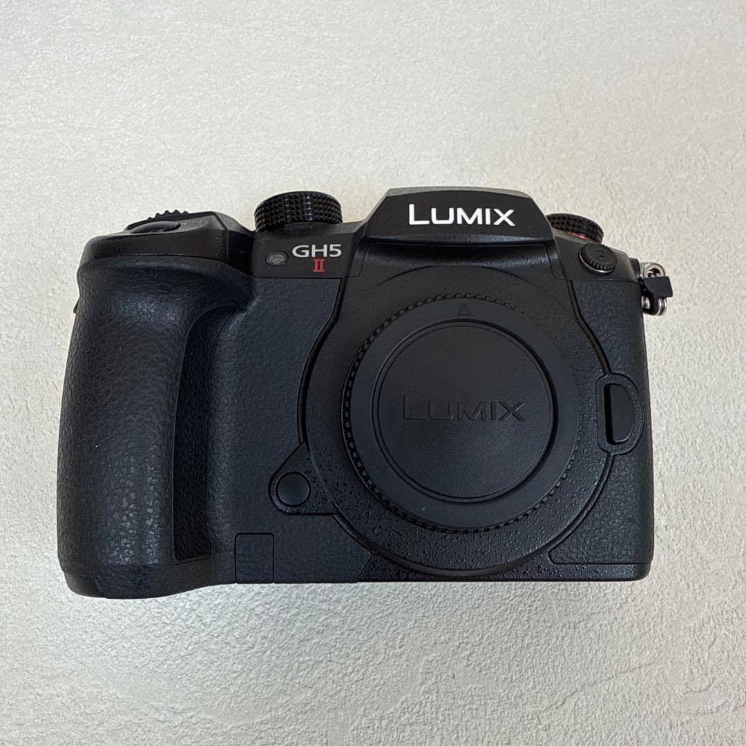 【美品】Panasonic Lumix DC-GH5M2