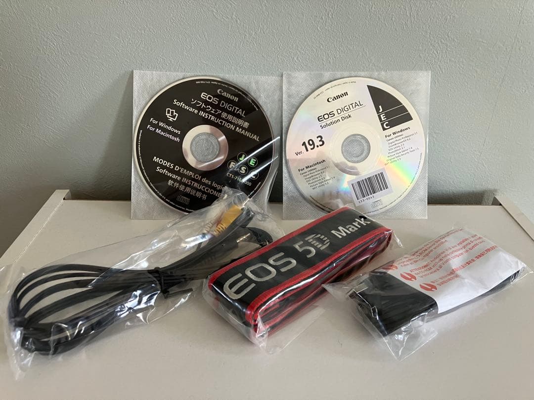 デジタルカメラ Canon EOS 5D Mark II EF 24-105 L IS USM