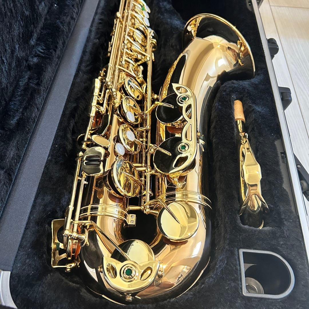 【新品】台湾製 テナーサックス 刻印彫刻なし　レアモデル　トルネード