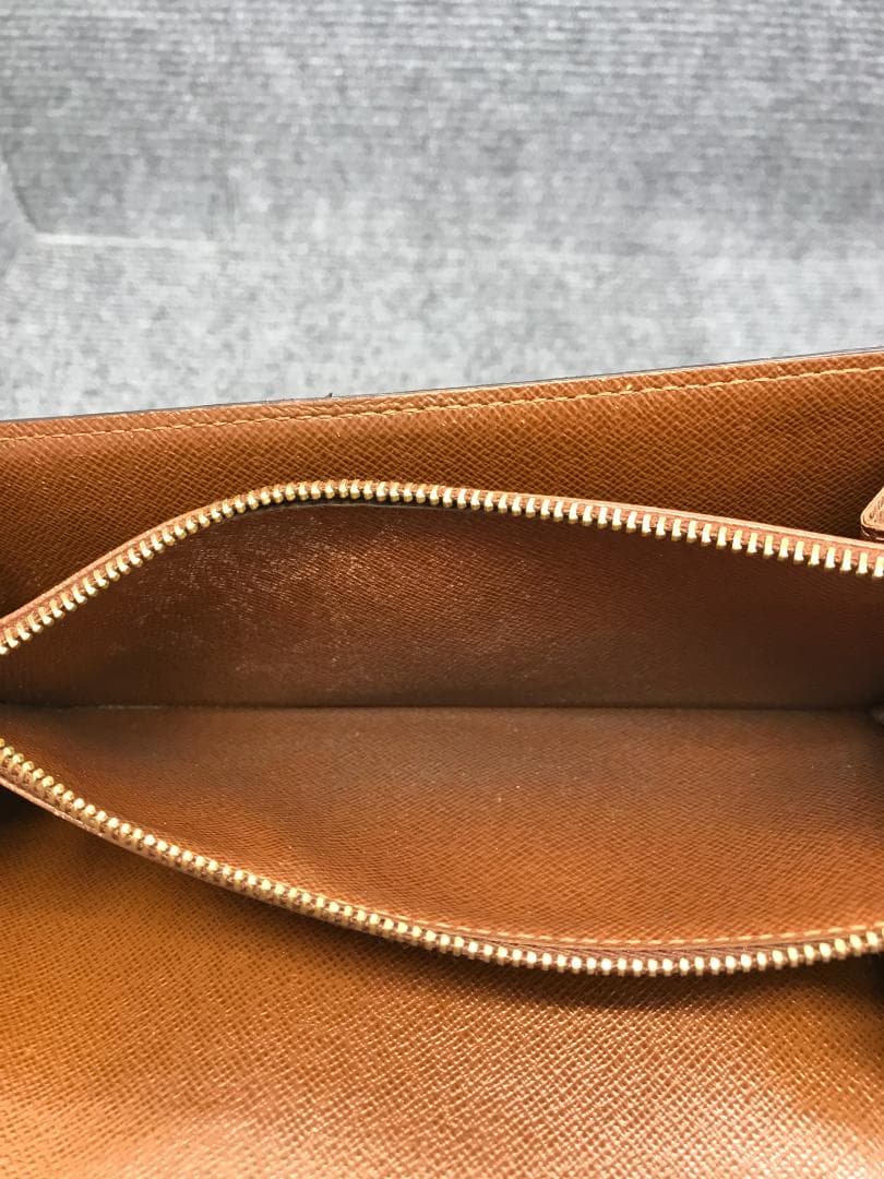 LOUIS VUITTON　ルイヴィトン　長財布　モノグラム　31