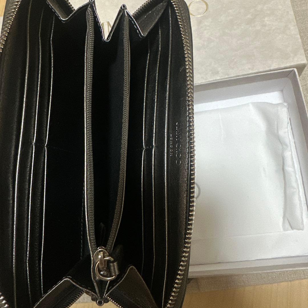 ジミーチュウ　スタースタッズ長財布