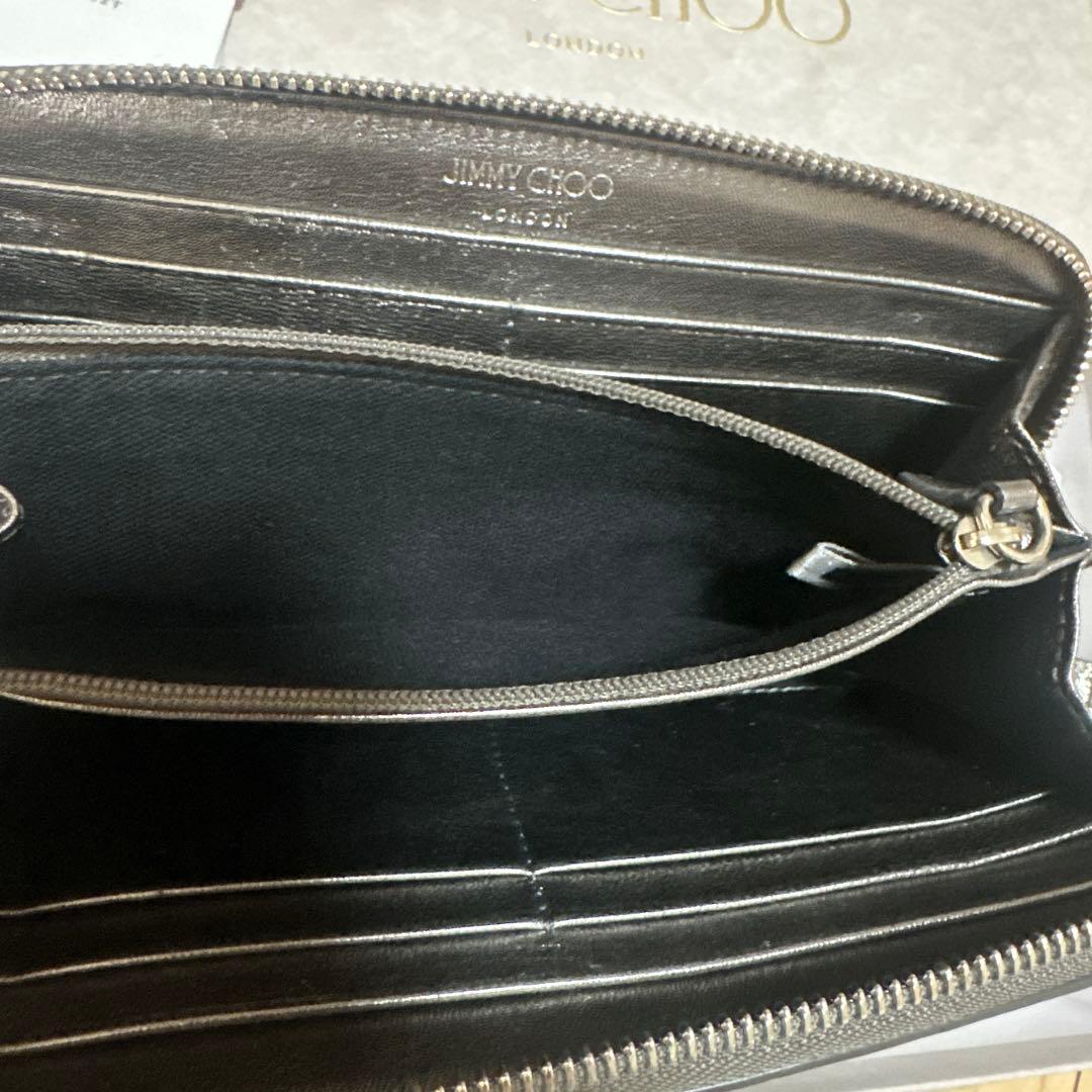 ジミーチュウ　スタースタッズ長財布