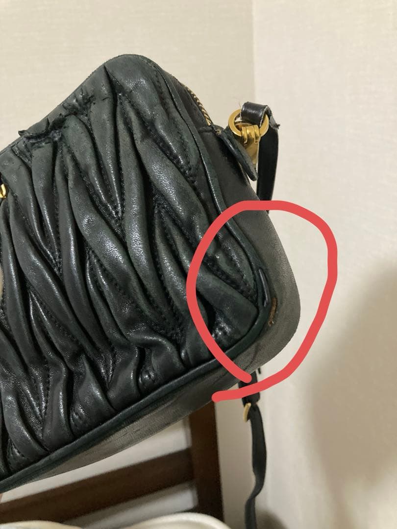 miu miu ミュウミュウ マテラッセ ショルダー バッグ 黒