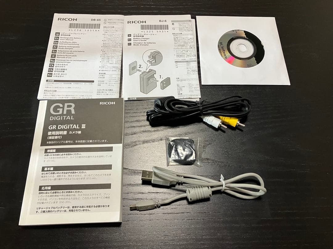 RICOH GR DIGITALⅢ シャッター数約3120枚! 動作確認済 箱付