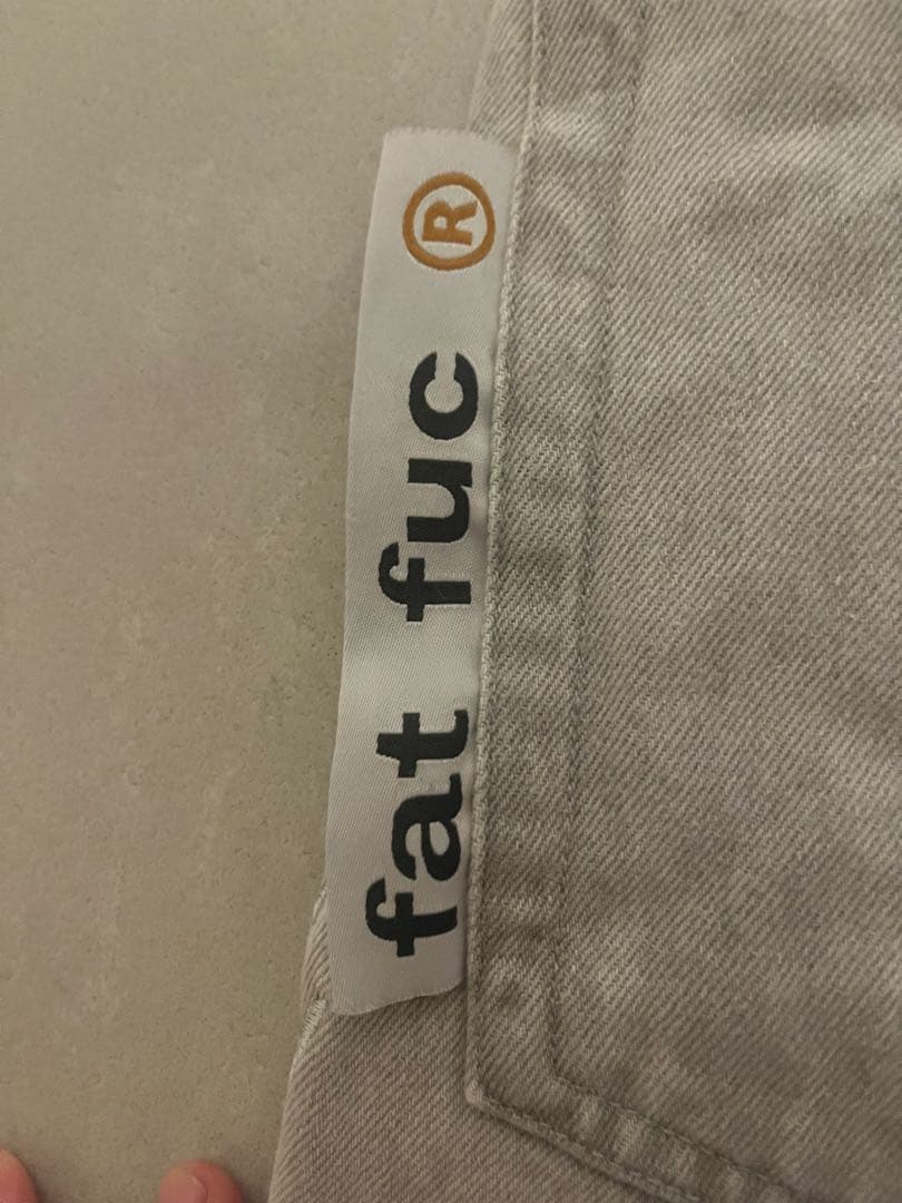 Fackupclothes fat fuc グレー 刺繍ショートパンツ