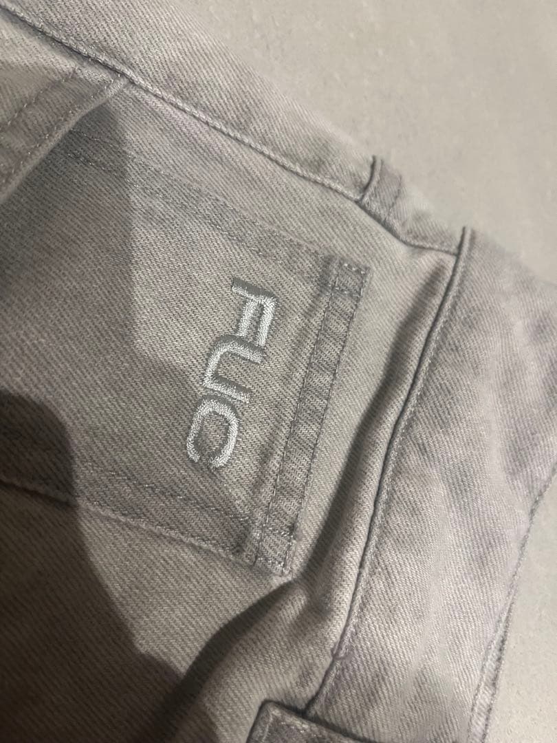 Fackupclothes fat fuc グレー 刺繍ショートパンツ