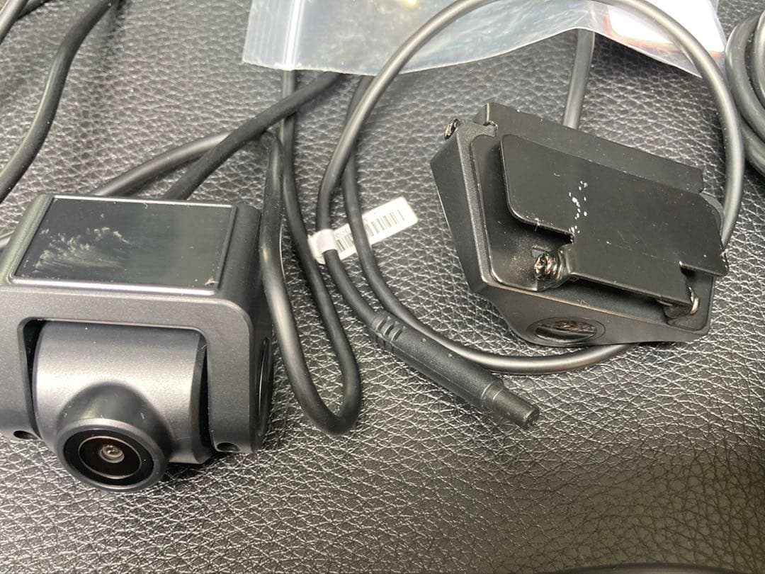 T860-1 ミラー型ドライブレコーダー(分離型で便利！)