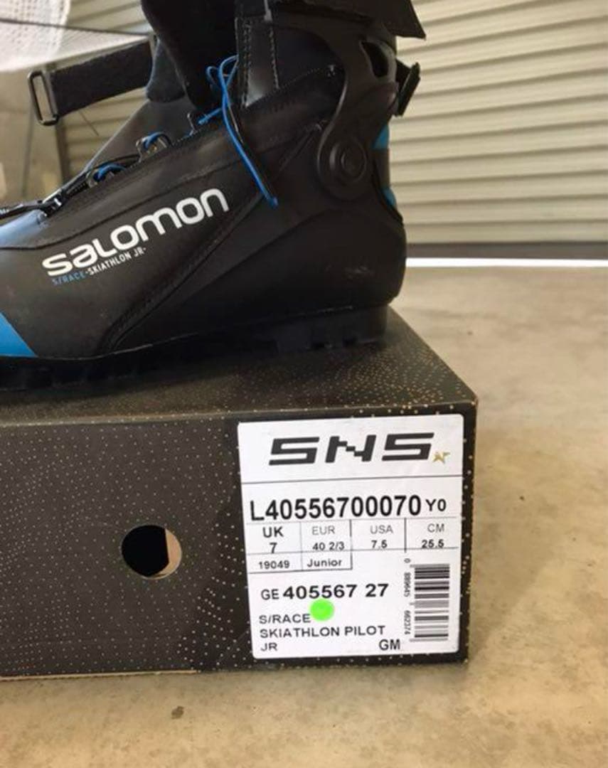 サロモン　クロスカントリーブーツ　最終セール