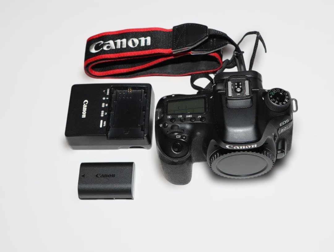 キヤノン Canon EOS 80D ボディ デジタル 一眼レフカメラ 【中古】