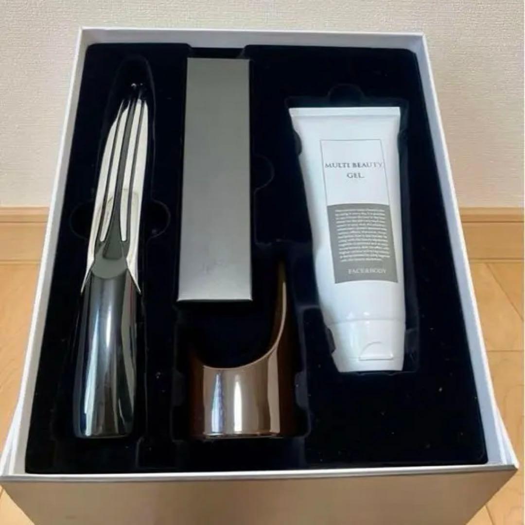 パイラナイト　美品　正規品