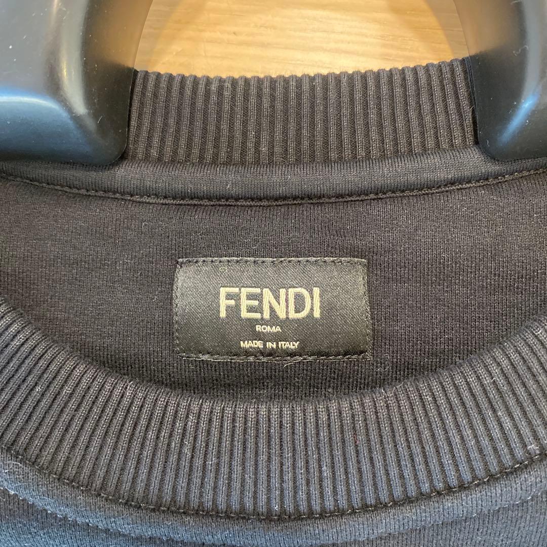 美品　Fendi ブラック アートマルチワッペンスウェット 刺繍