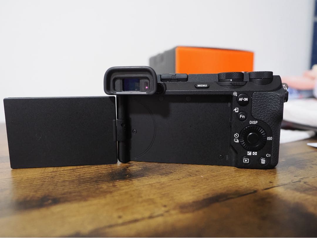 ソニー ミラーレス一眼カメラ α6700 ボディ ILCE-6700 残保証あり