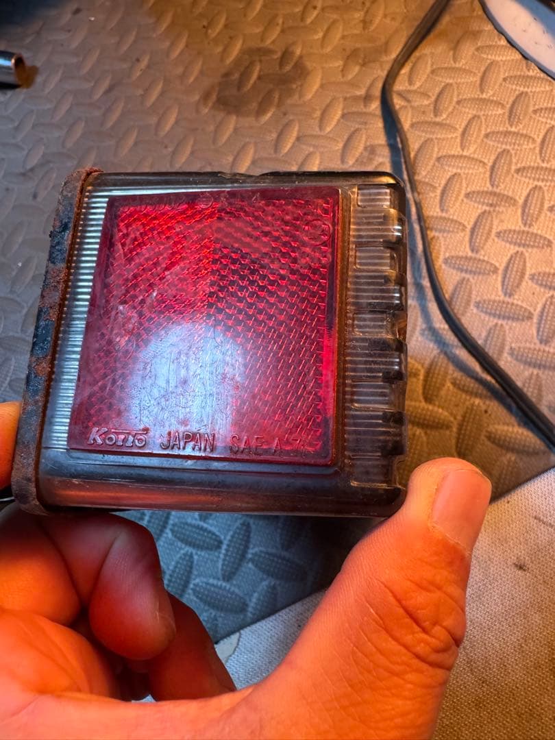 z400gp 純正テールランプユニット