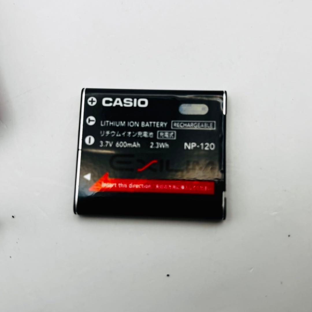 CASIO EXILIM EX-ZS12コンパクトデジタルカメラ