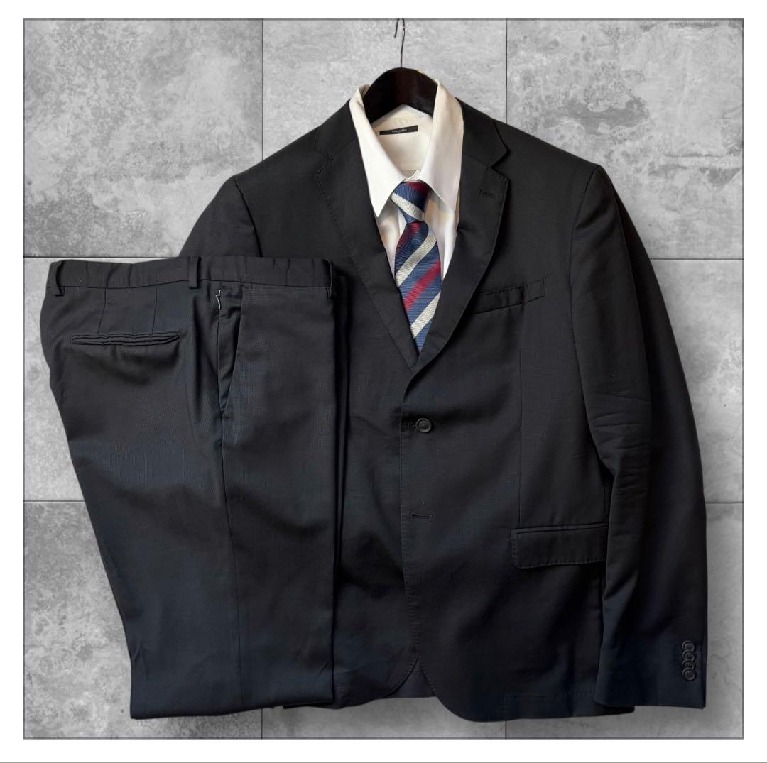 ヒューゴボス　HUGO BOSS スーツ　サイズ52 ブラック