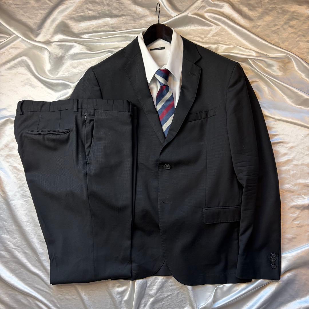 ヒューゴボス　HUGO BOSS スーツ　サイズ52 ブラック