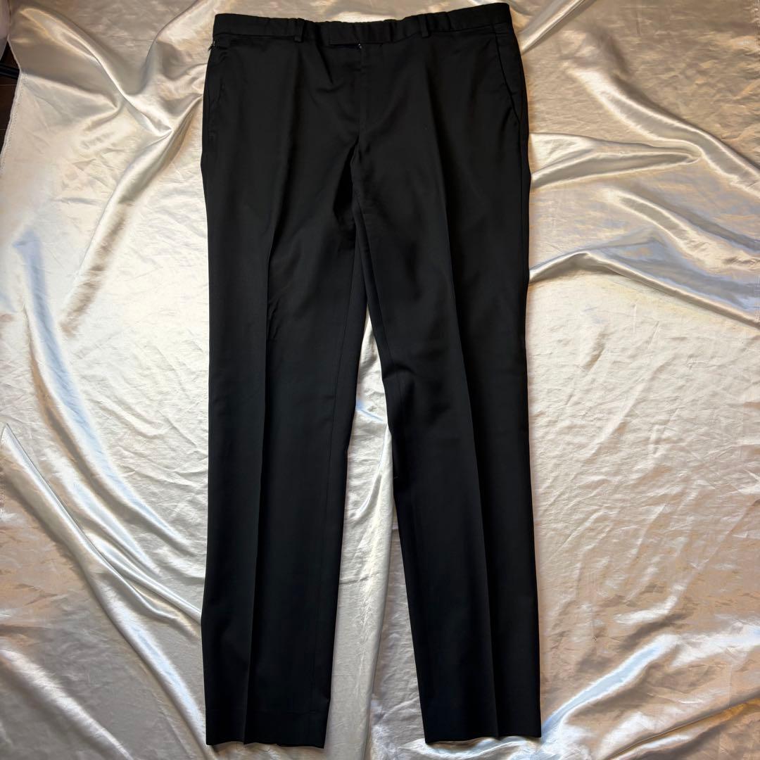 ヒューゴボス　HUGO BOSS スーツ　サイズ52 ブラック