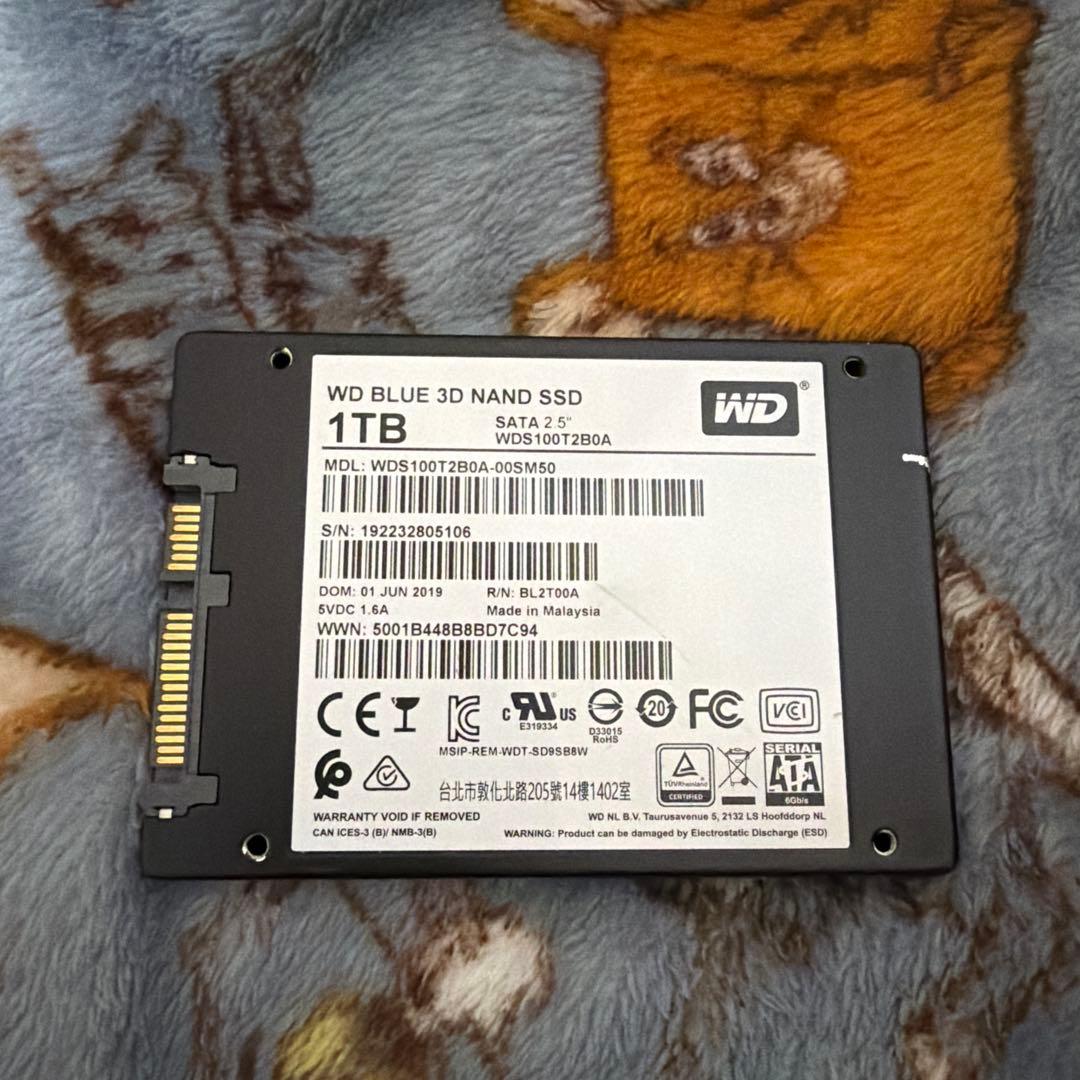 WD Blue SSD 1TB 2.5インチ