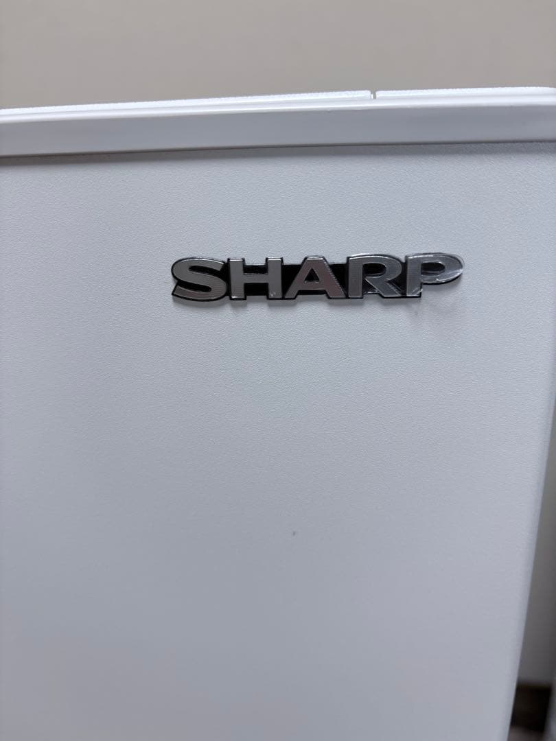 お値下げしました！2023年製SHARP ノンフロン冷蔵庫　SJ-D15J-W