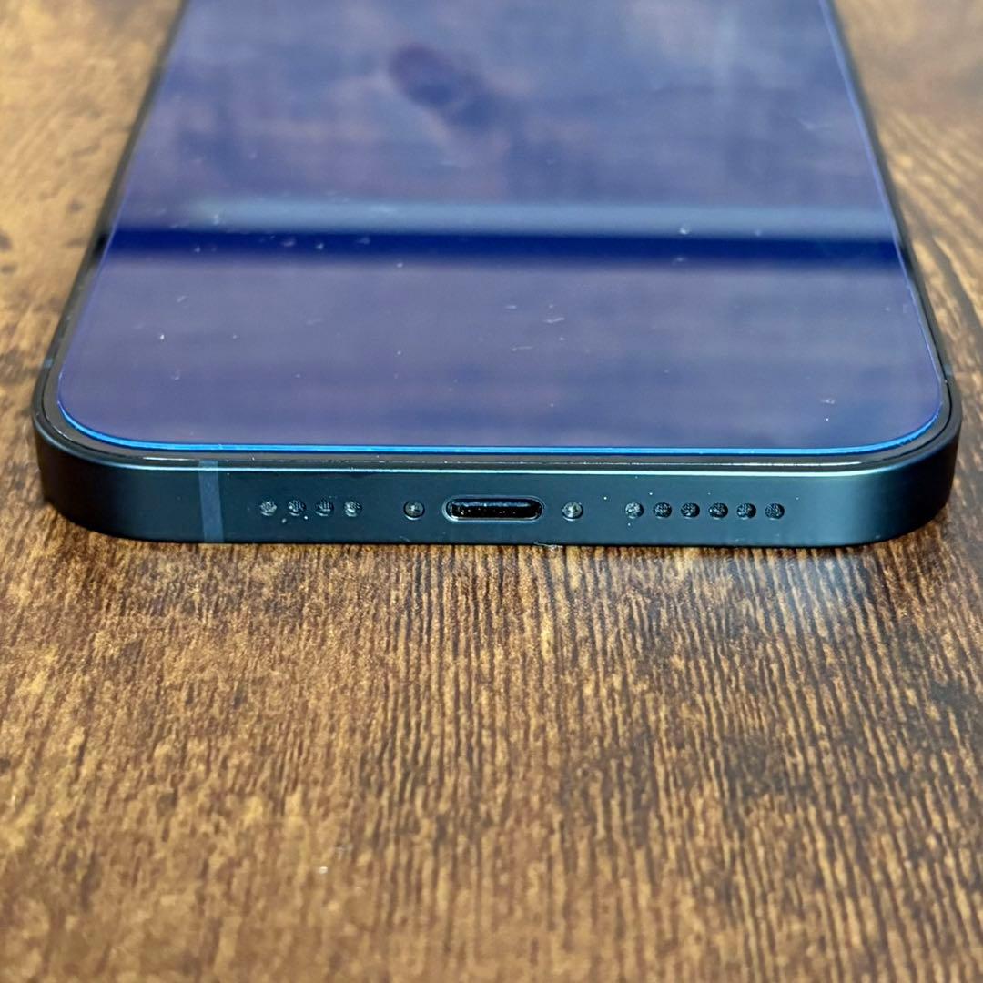 美品 Apple iPhone 14 Plus 256GB SIMフリー