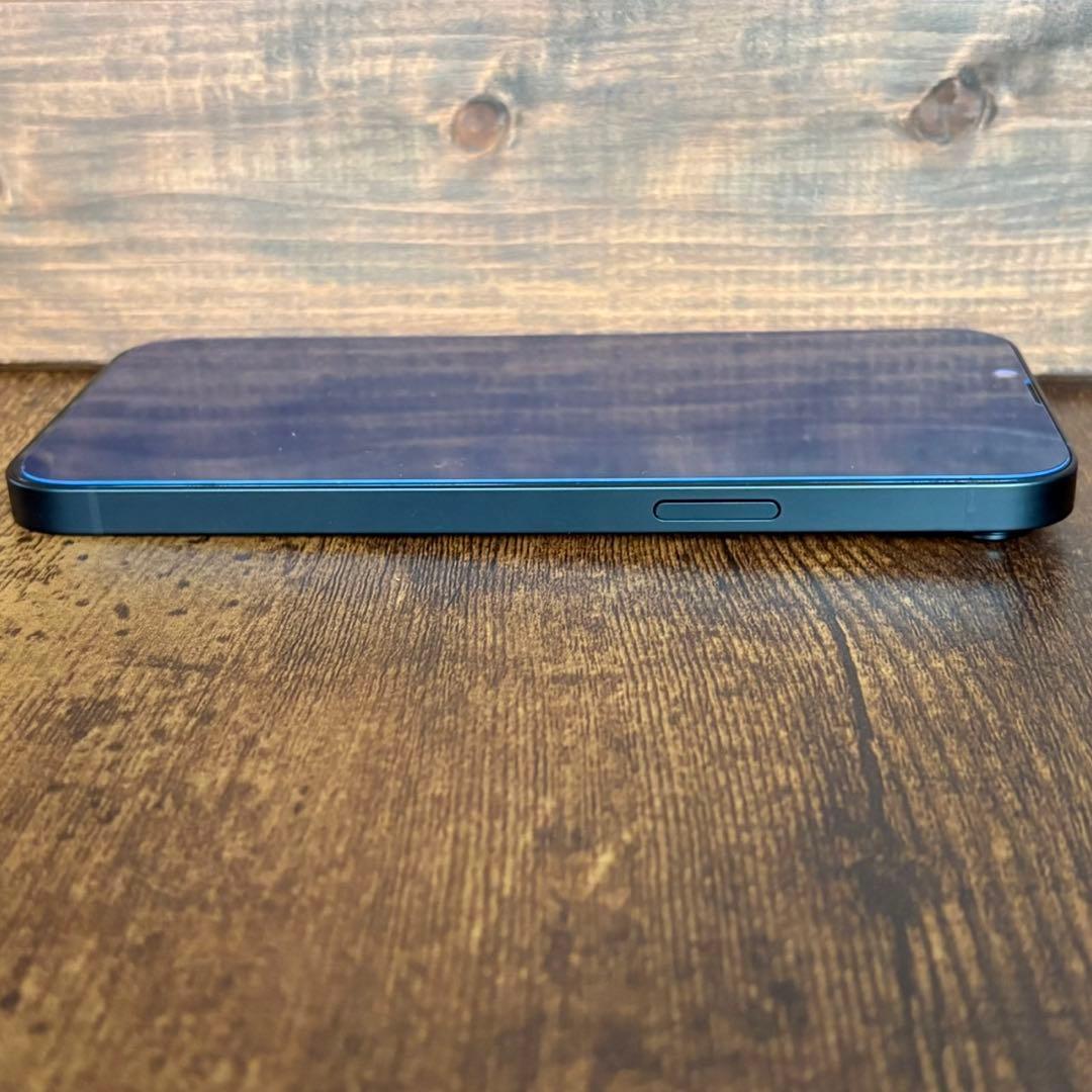 美品 Apple iPhone 14 Plus 256GB SIMフリー