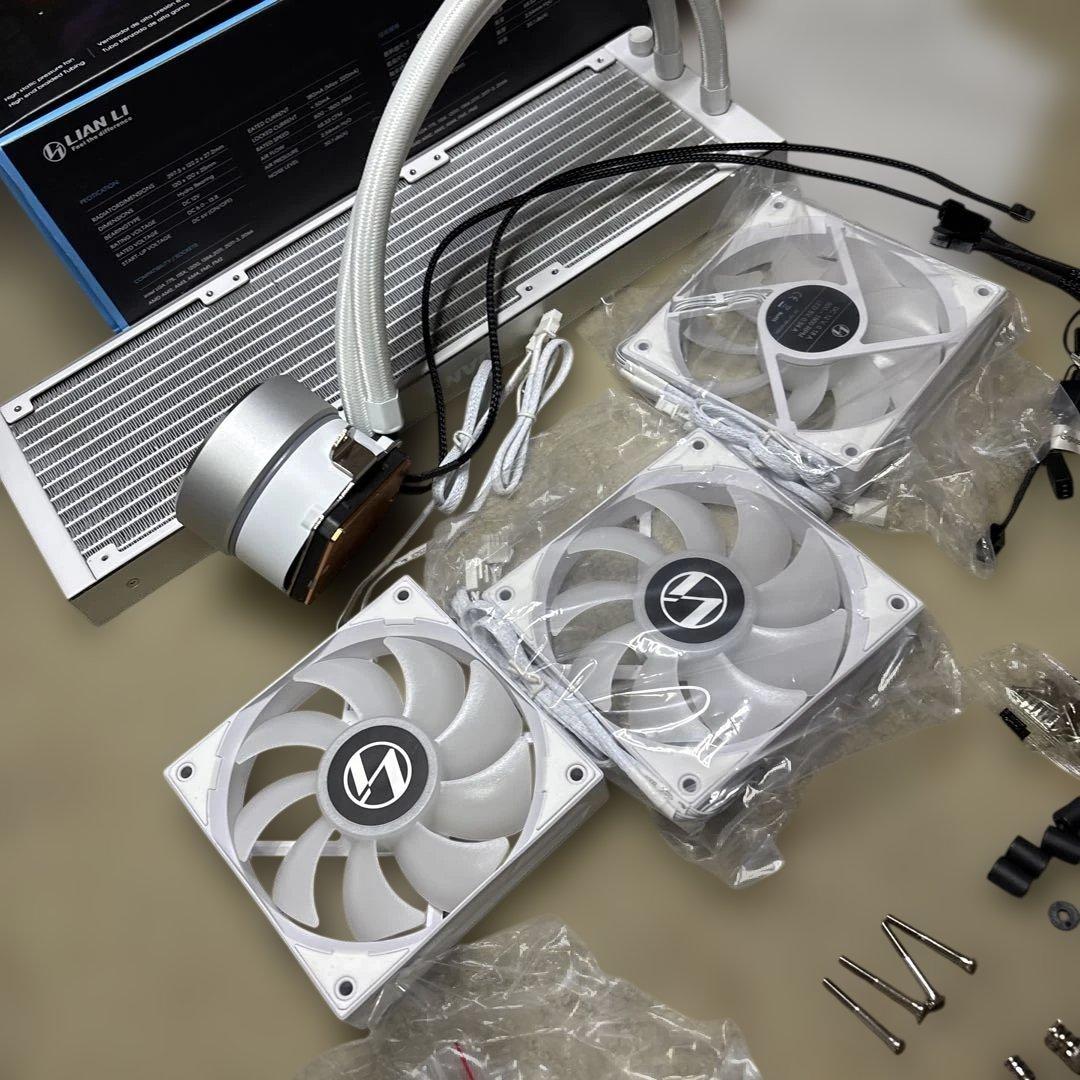 Lian Li GALAHAD AIO 360 RGB 水冷クーラー