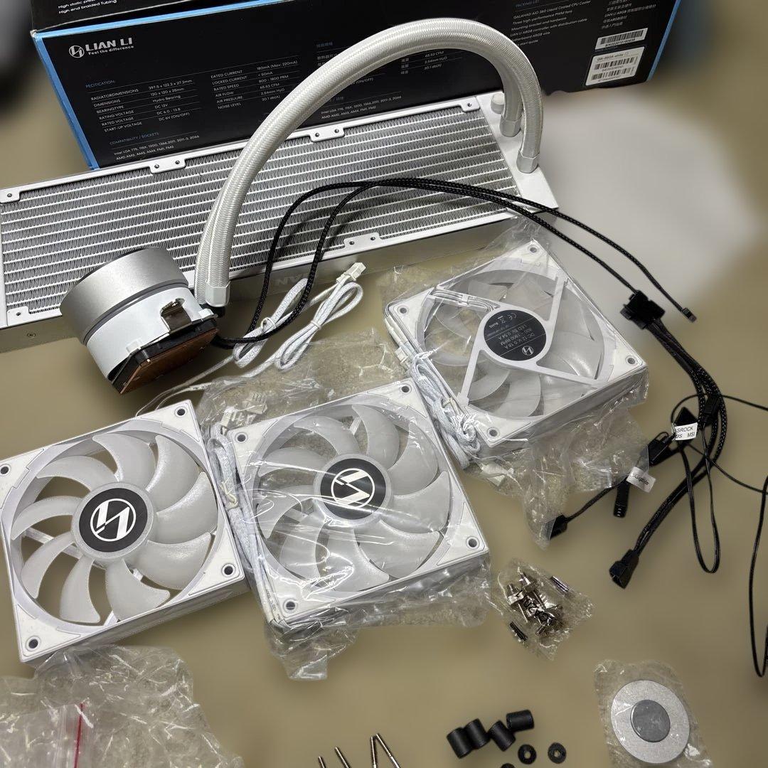 Lian Li GALAHAD AIO 360 RGB 水冷クーラー