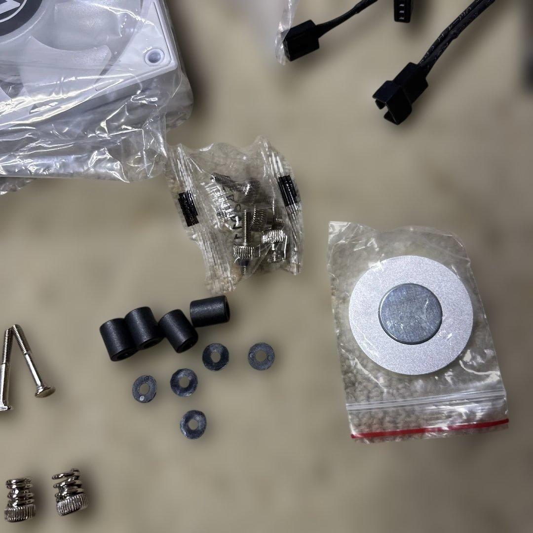 Lian Li GALAHAD AIO 360 RGB 水冷クーラー