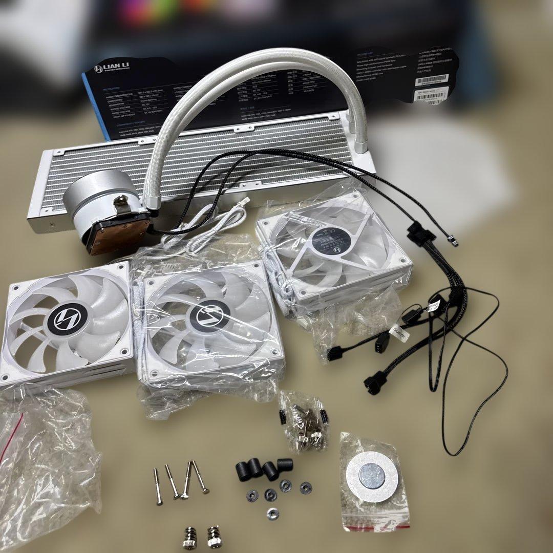 Lian Li GALAHAD AIO 360 RGB 水冷クーラー