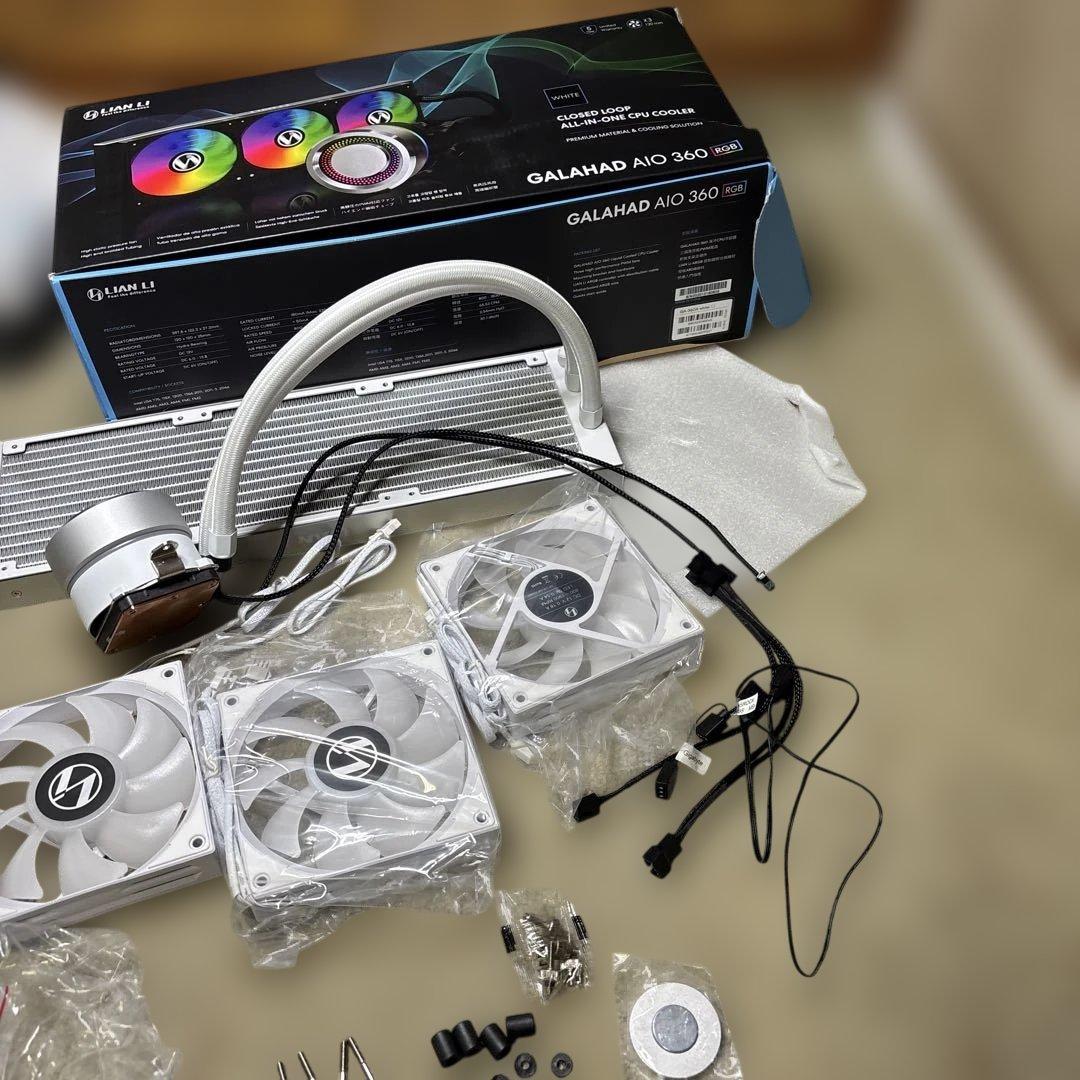 Lian Li GALAHAD AIO 360 RGB 水冷クーラー