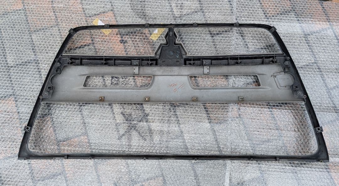 し*う様 【年末セール】三菱ランサーエボリューションX フロントグリル ガーニッ