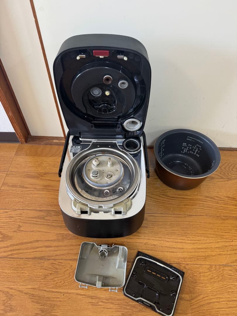 Panasonic SR-VSX108 IH炊飯器 2018年製