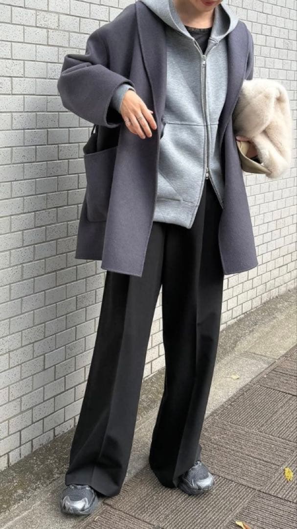 スローブイエナ　ダブルフェイス　グレー