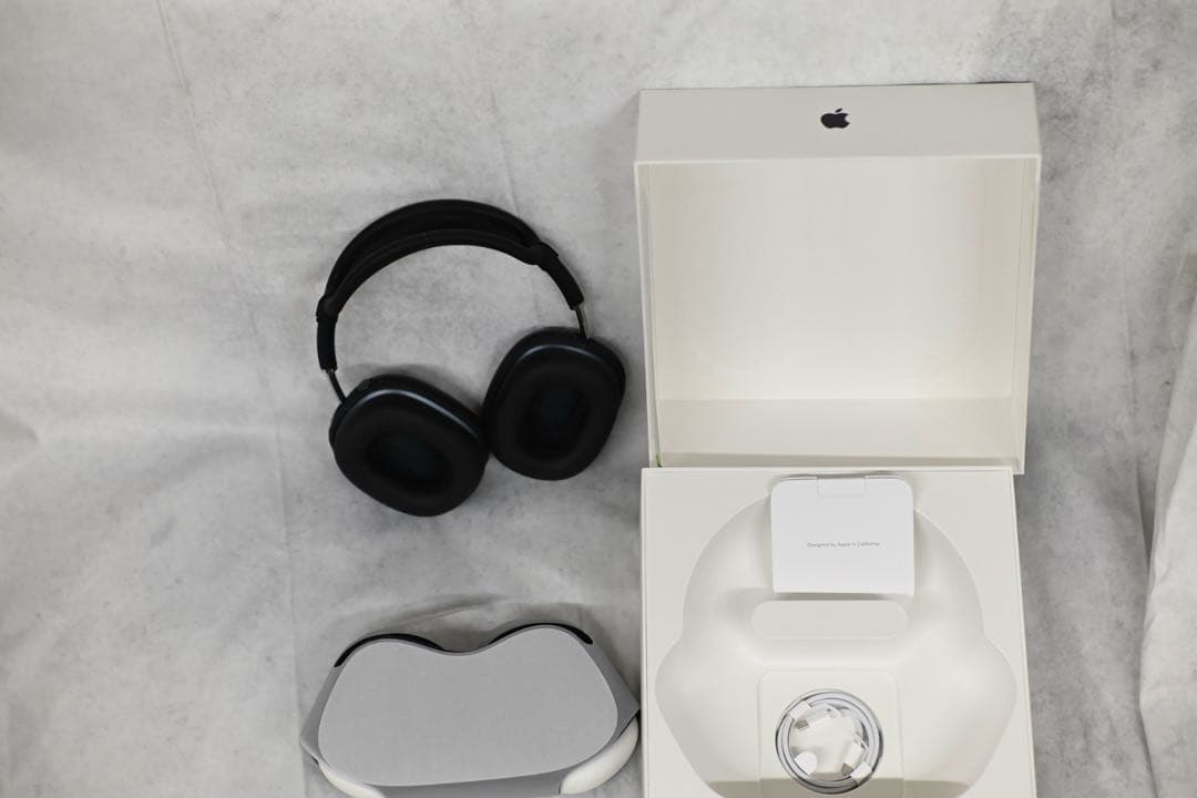 2024 AirPods Max ミッドナイト
