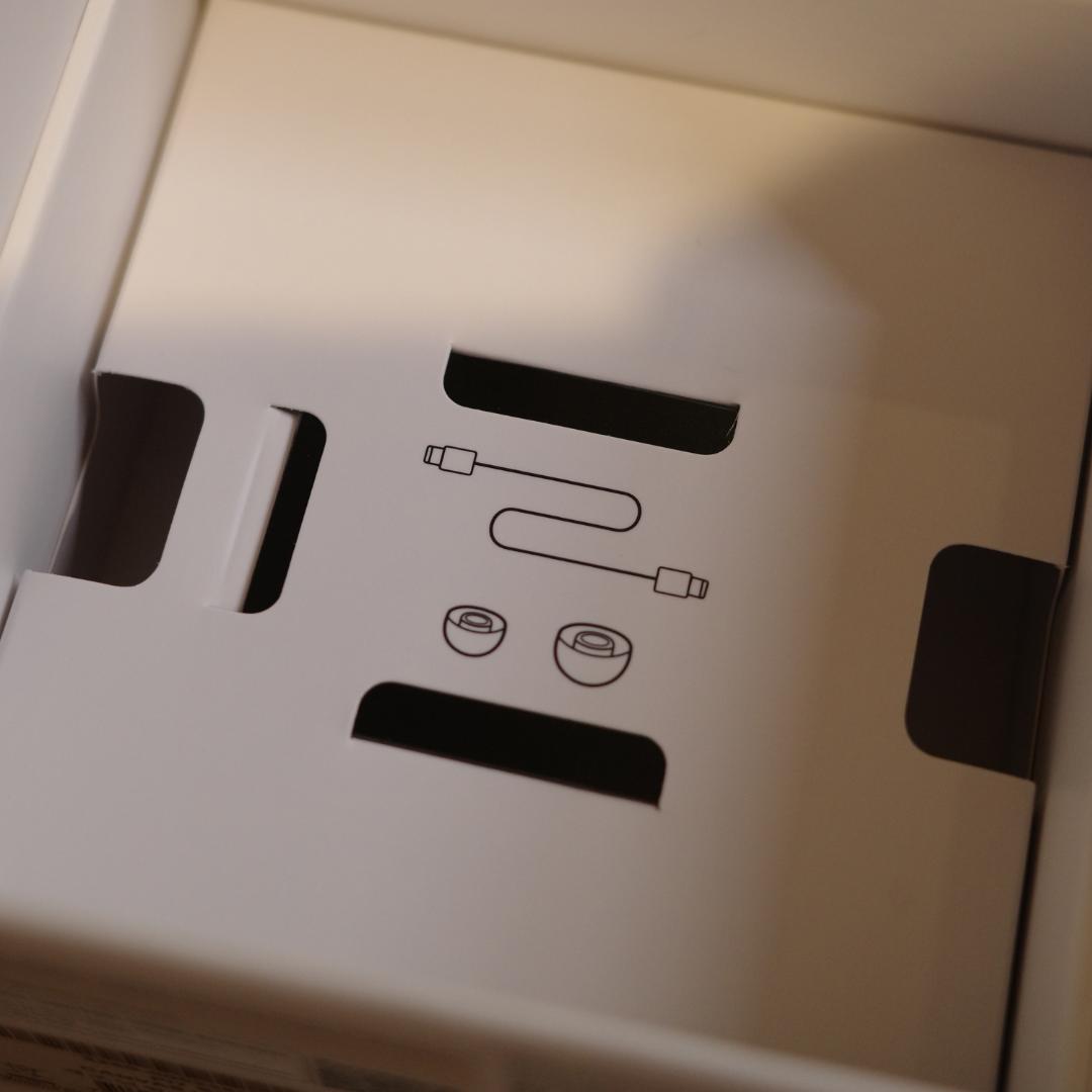 Bowers & Wilkins Pi7 S2 ワイヤレスイヤホン＋レザーケース