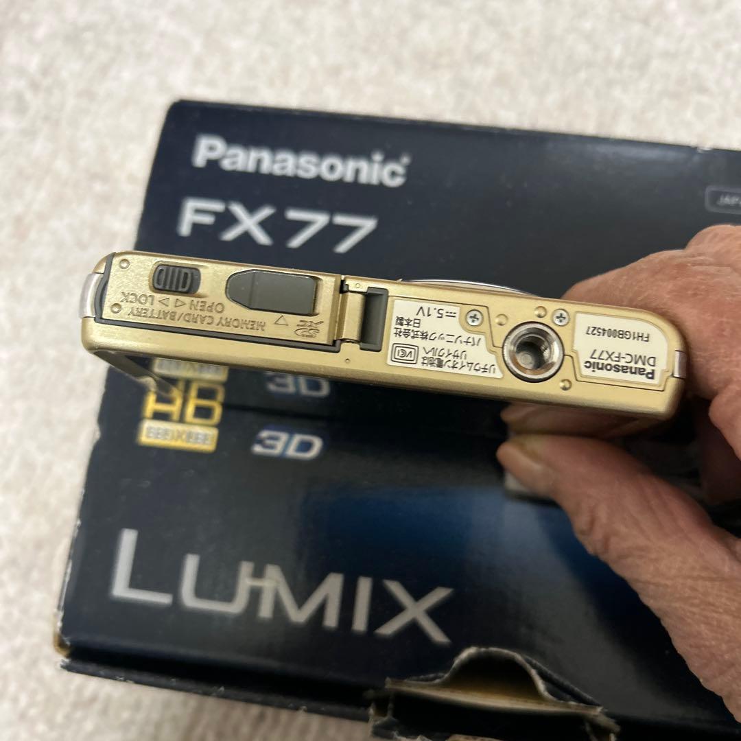 Panasonic LUMIX FX77 ゴールド