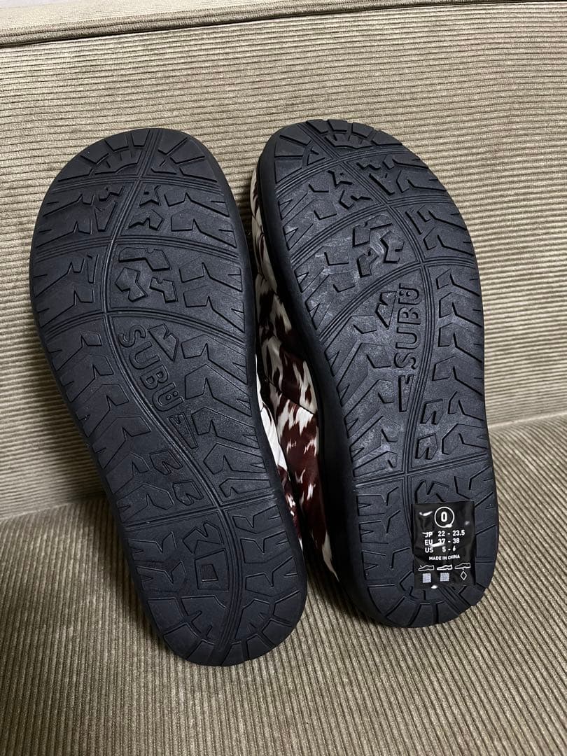 新品未使用　SUBU カウブラウン スリッパ 22〜23.5cm