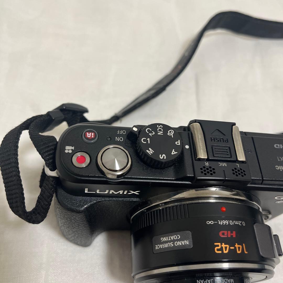 Panasonic GX1 ミラーレスカメラ 14-42mm