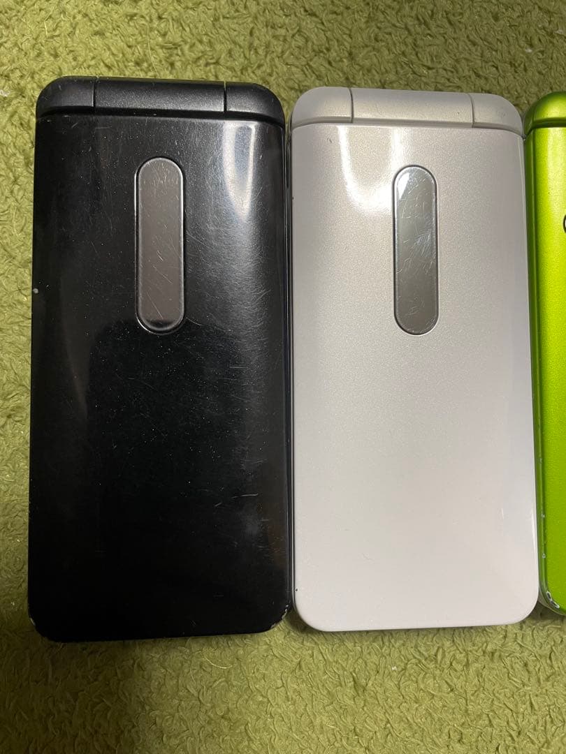 GRATINA 4g（KYF31）(KYF37)京セラ　ガラホ　ガラケー　 au