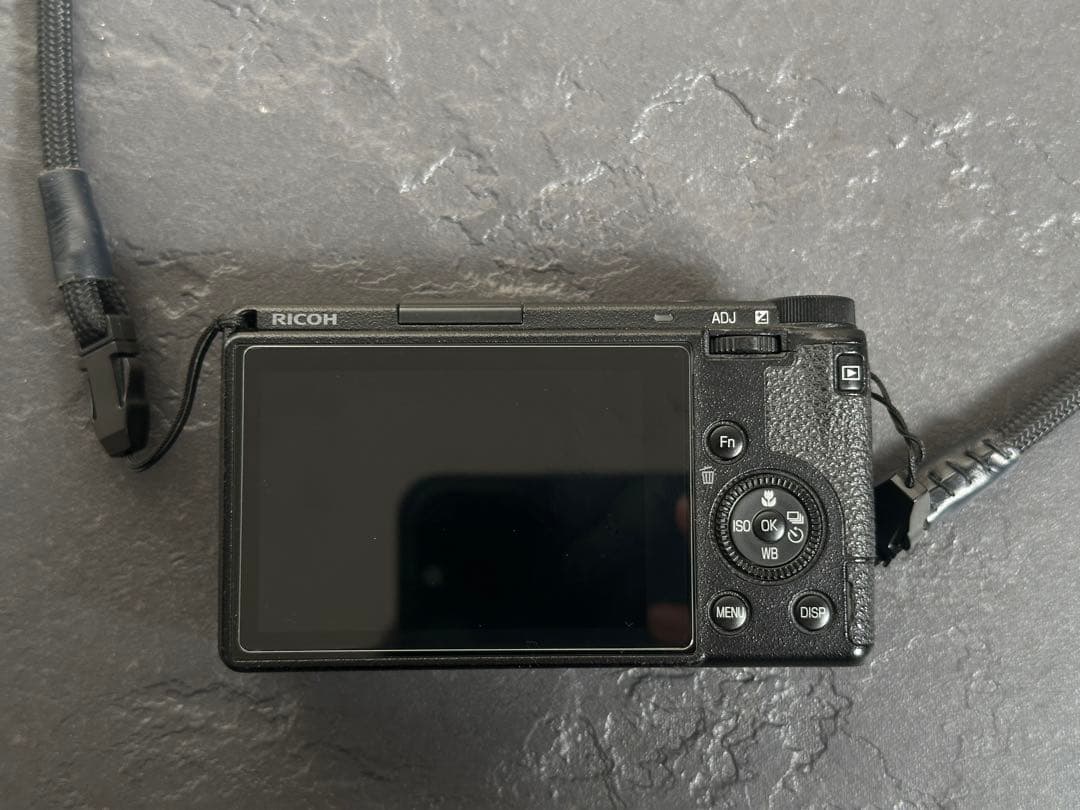 RICOH GRIIIコンパクトデジタルカメラ