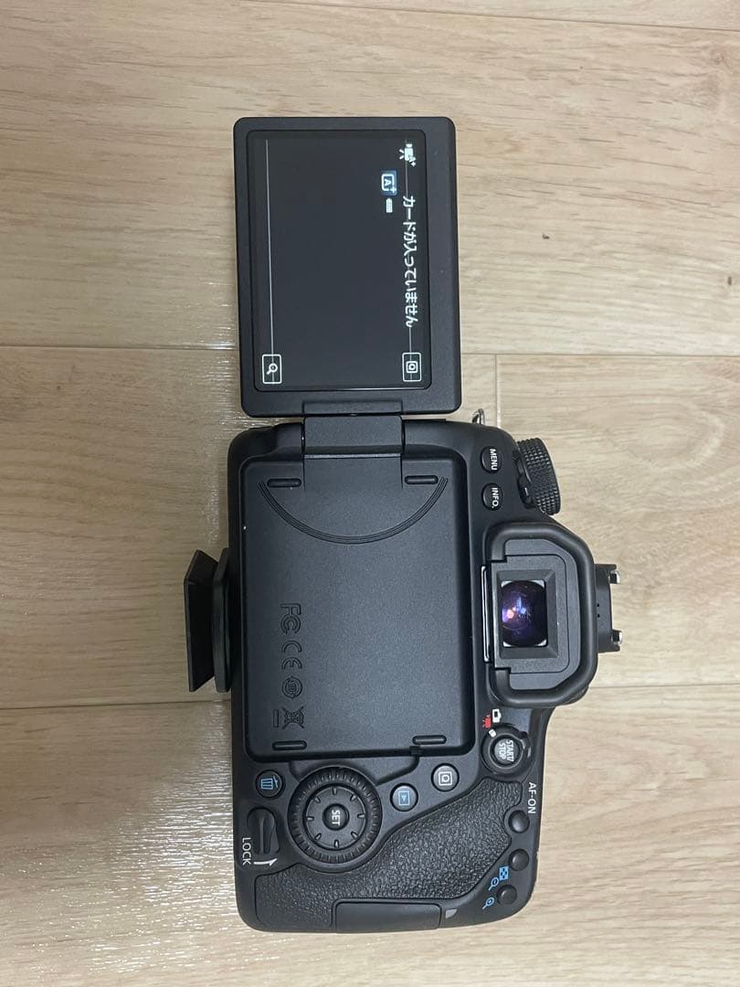 Canon EOS 80D デジタル一眼レフカメラ