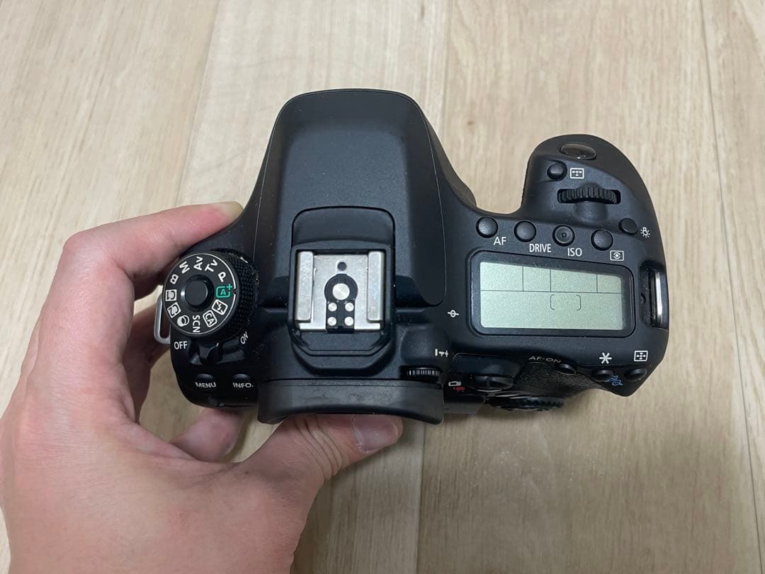 Canon EOS 80D デジタル一眼レフカメラ