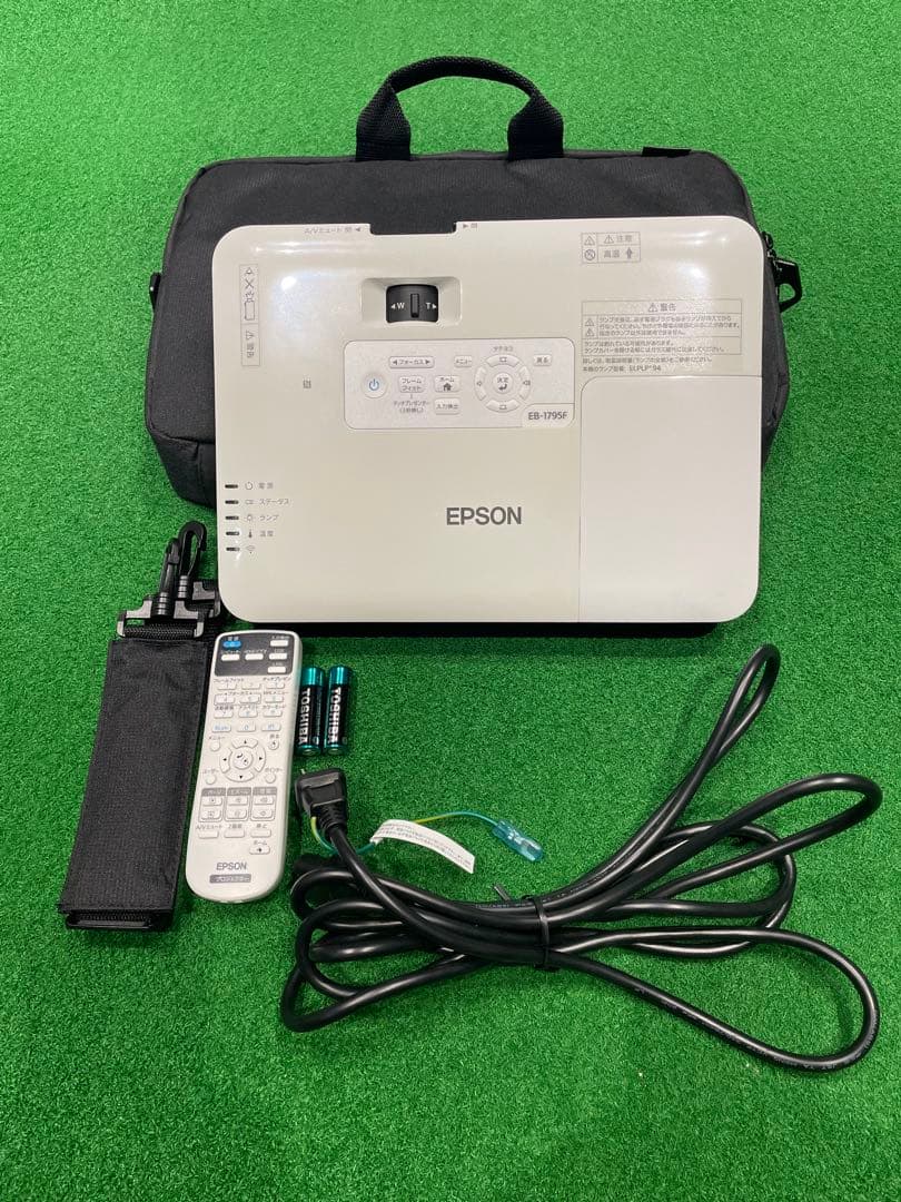 EPSON EB-1795F プロジェクター