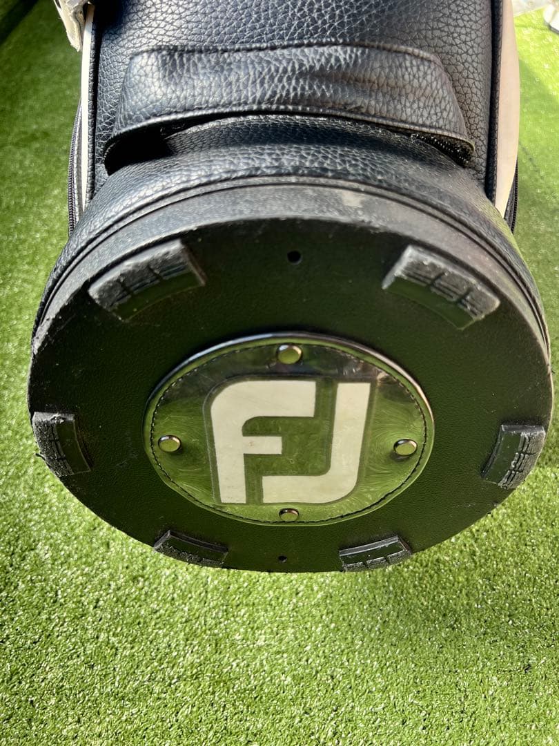 FJ ゴルフバッグ 黒/白（フード有）